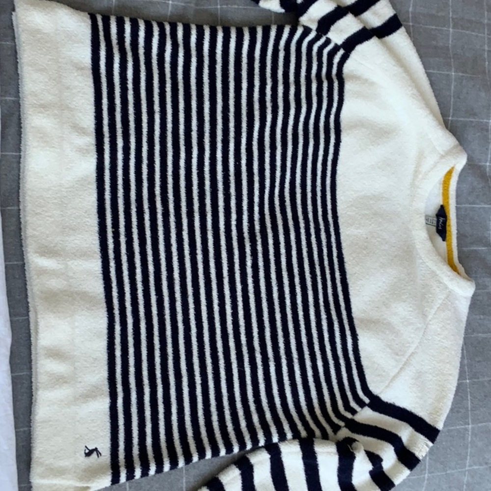 Petit pull tout doux M